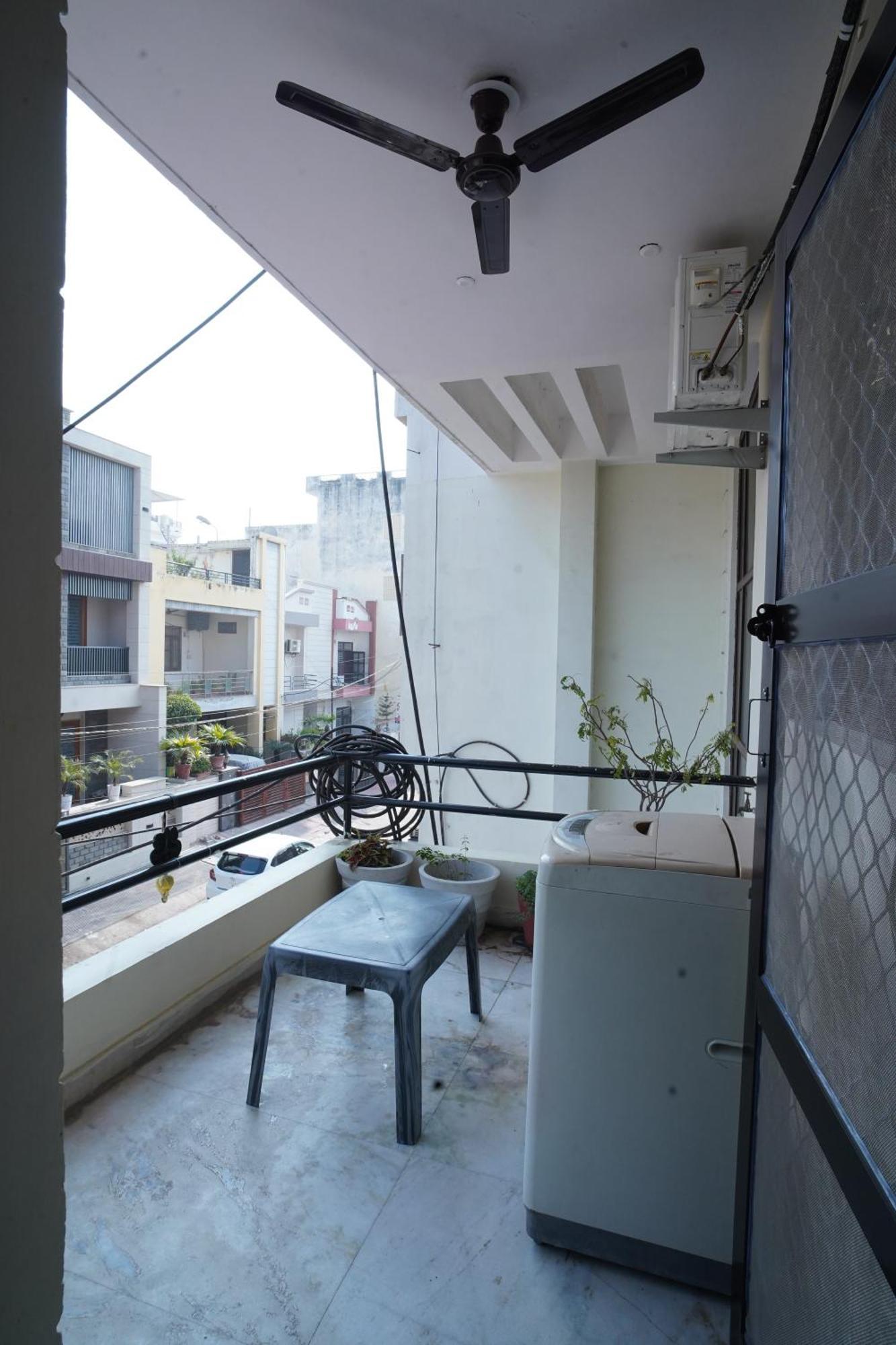 Om Trance Homestay Jaipur Dış mekan fotoğraf