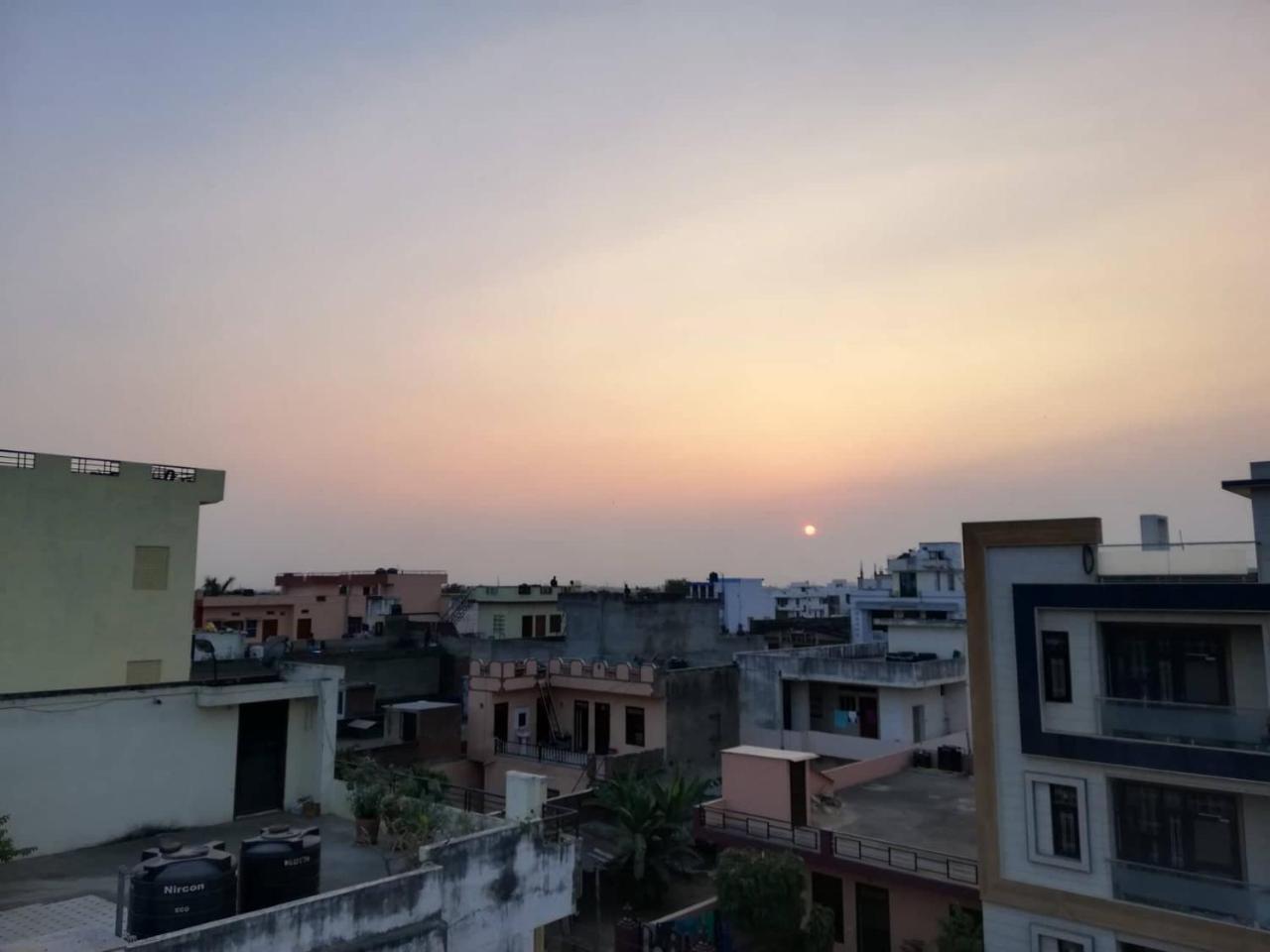 Om Trance Homestay Jaipur Dış mekan fotoğraf